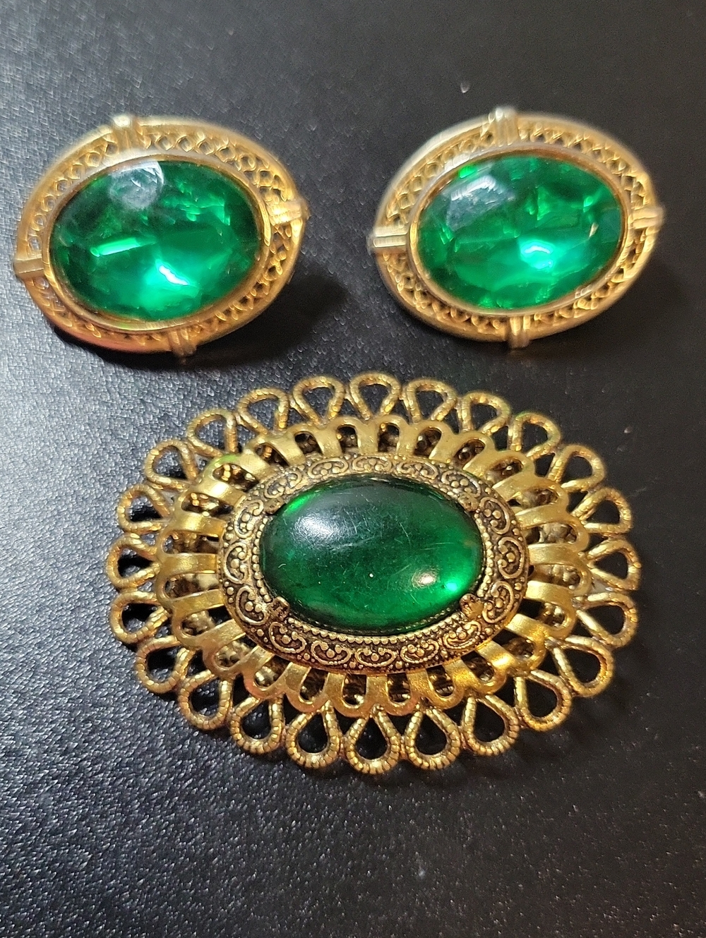 Gold-Tone Green Glass Oval Brooch and Clip-On Earring Set